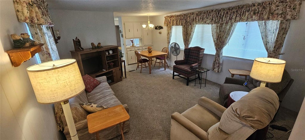 Photo of 14153 SE 93rd Terrace, Summerfield, FL 34491 (MLS # OM734859)