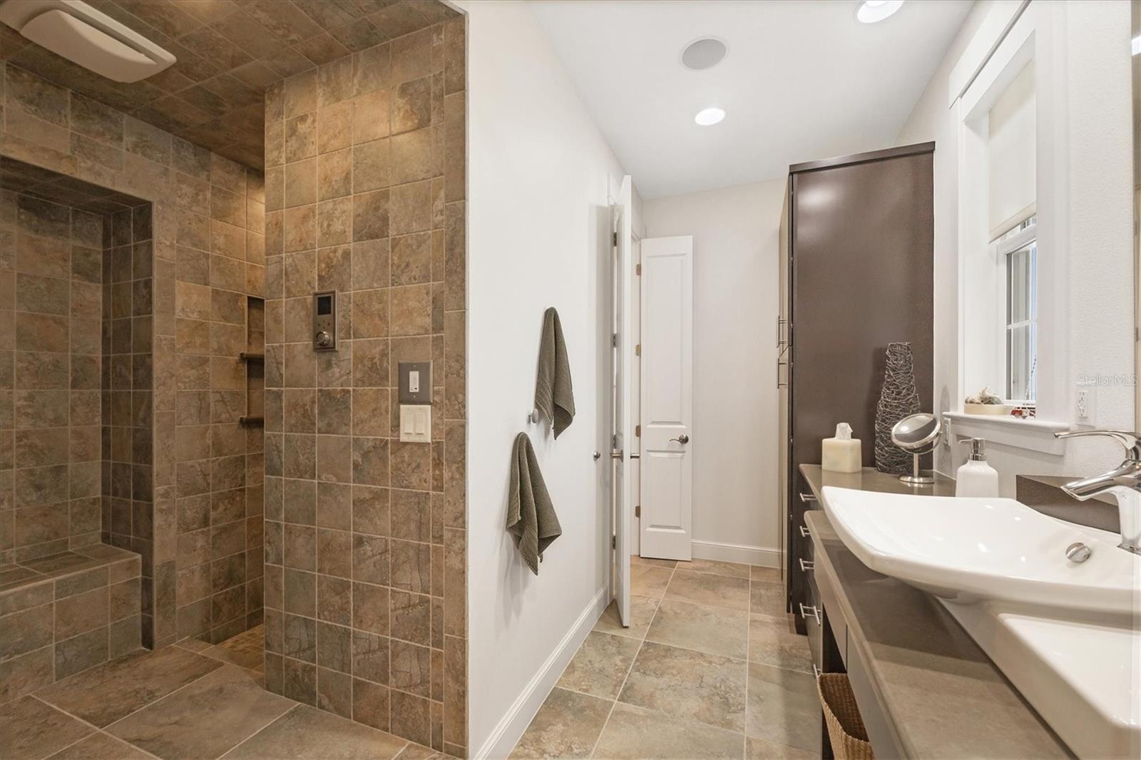 ISLAND HARBOR BEACH CLUB SEC 01 - Residential