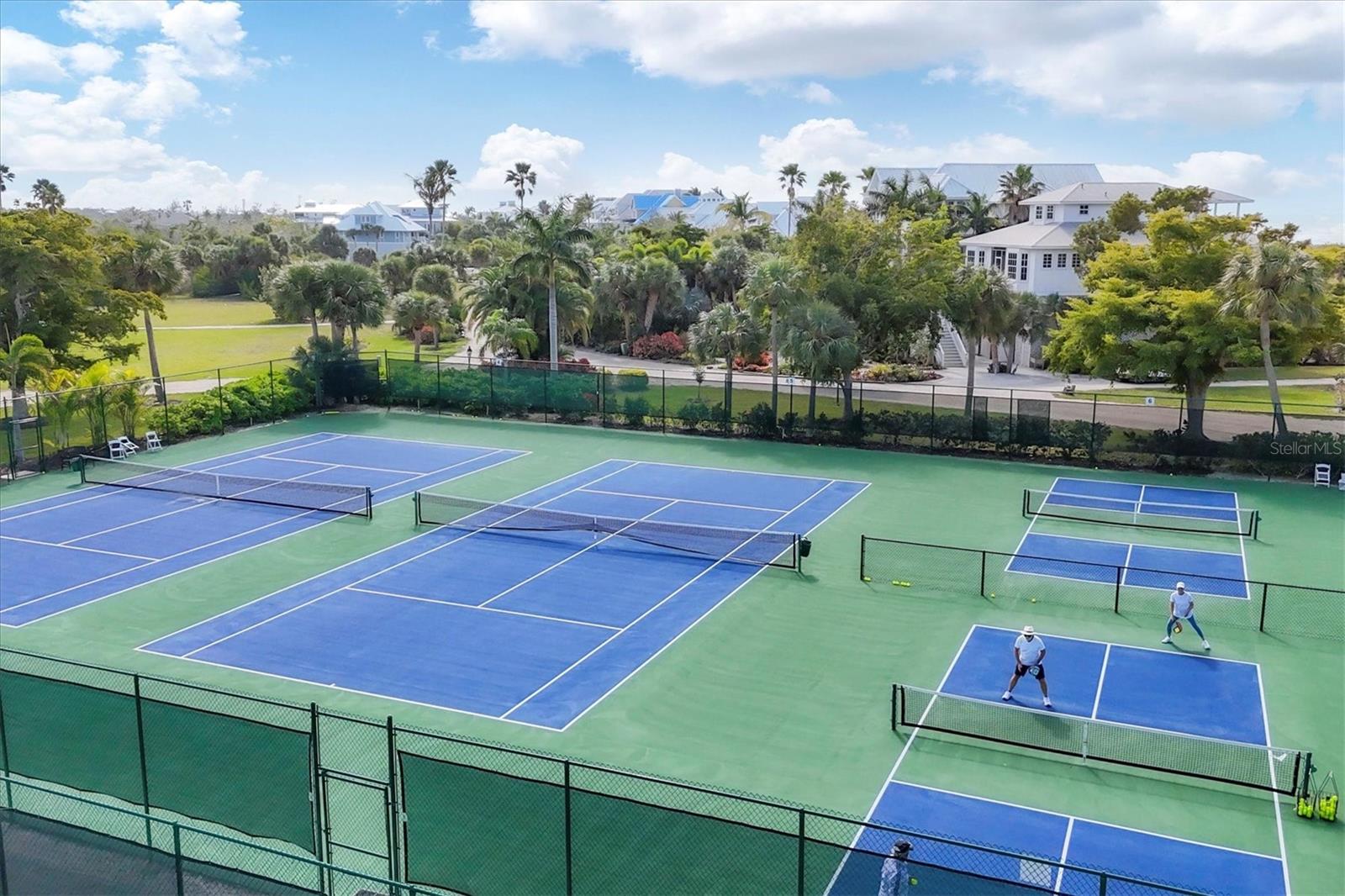 ISLAND HARBOR BEACH CLUB SEC 01 - Residential