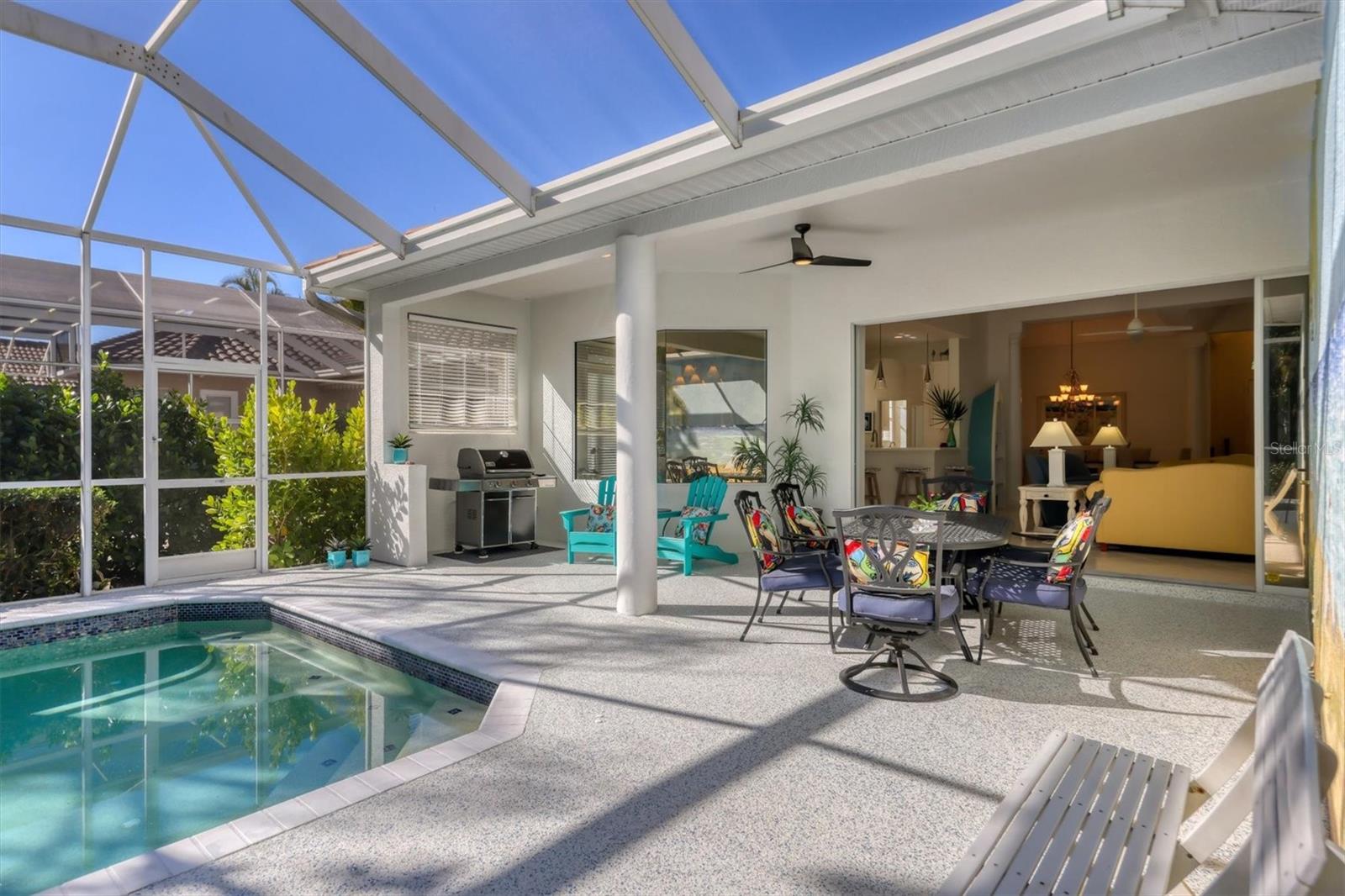 UNIVERSITY PARK COUNTRY CLUB - Residential