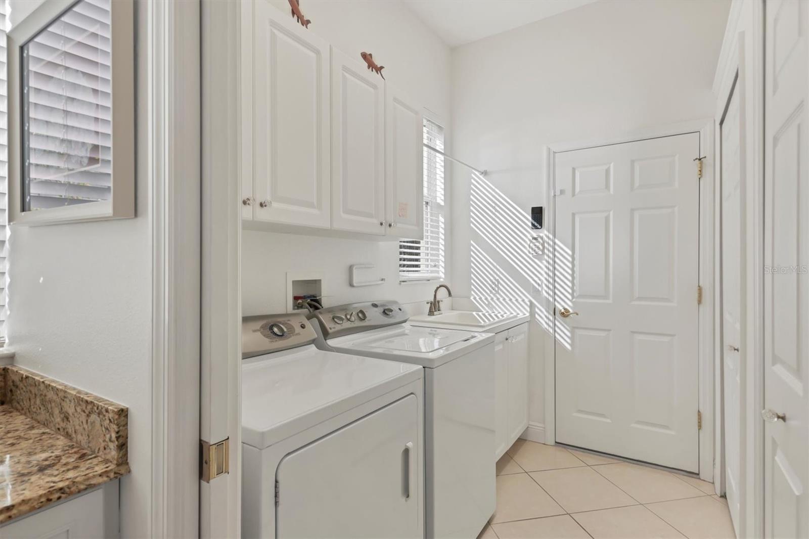 UNIVERSITY PARK COUNTRY CLUB - Residential