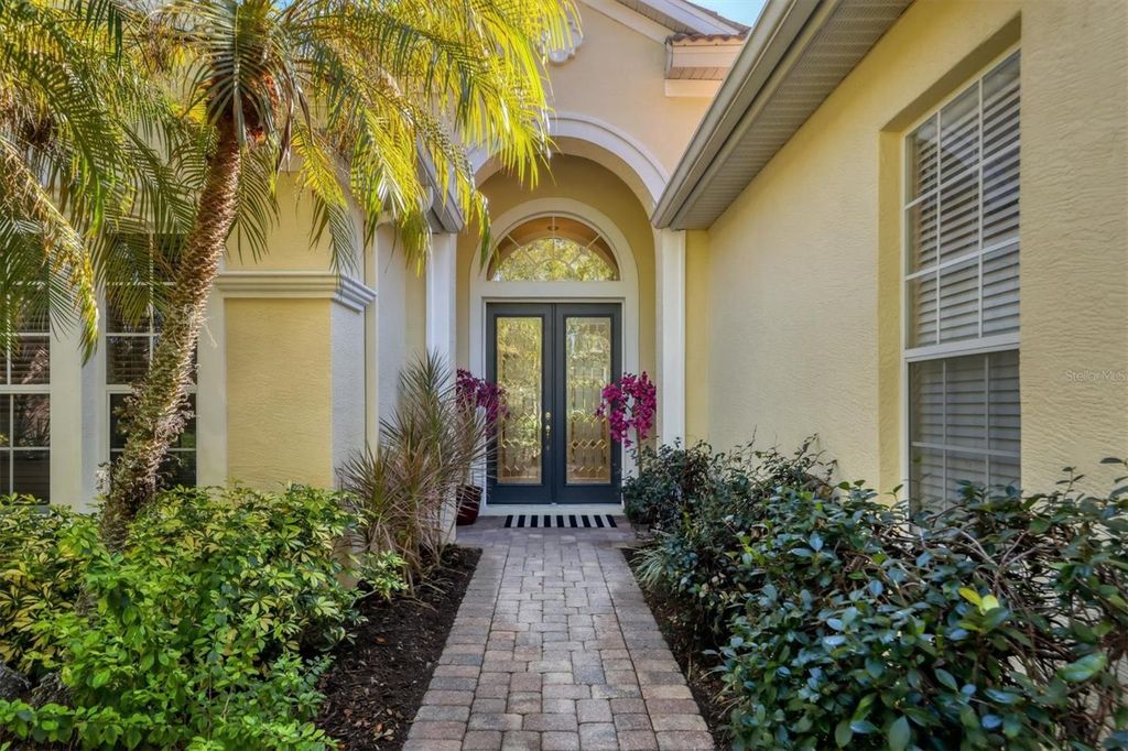 Photo of 8135 Abingdon Court, University Park, FL 34201 (MLS # A4680283)