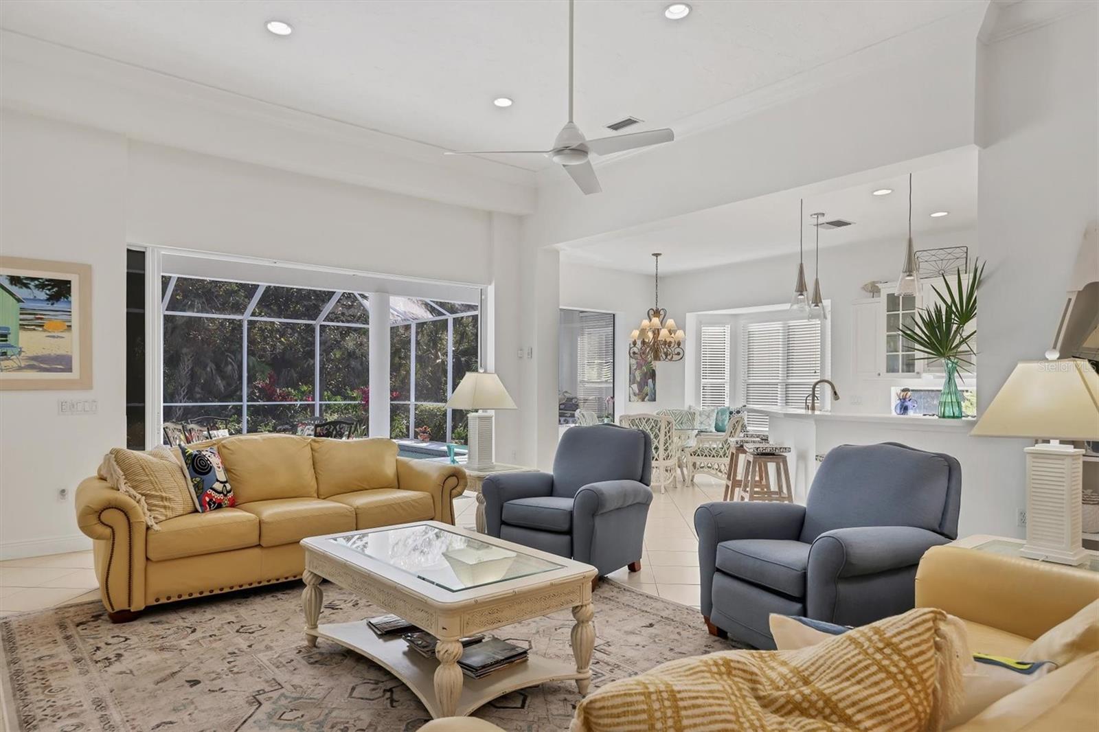 UNIVERSITY PARK COUNTRY CLUB - Residential