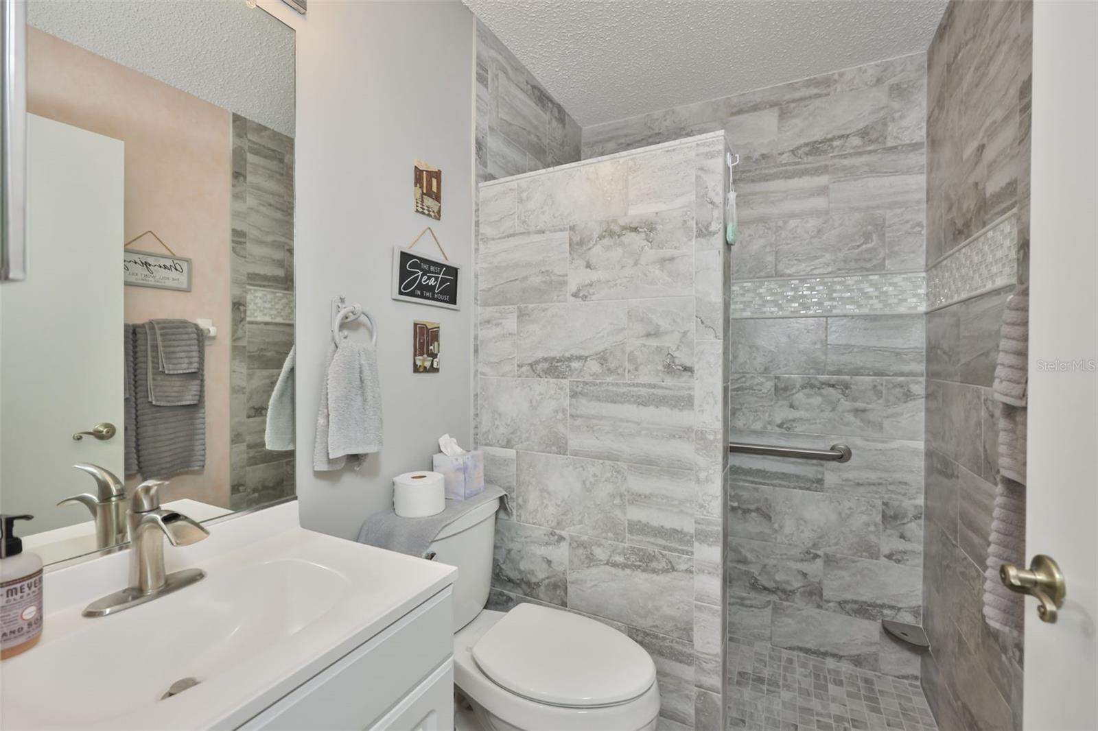MANCHESTER IV CONDO - Residential