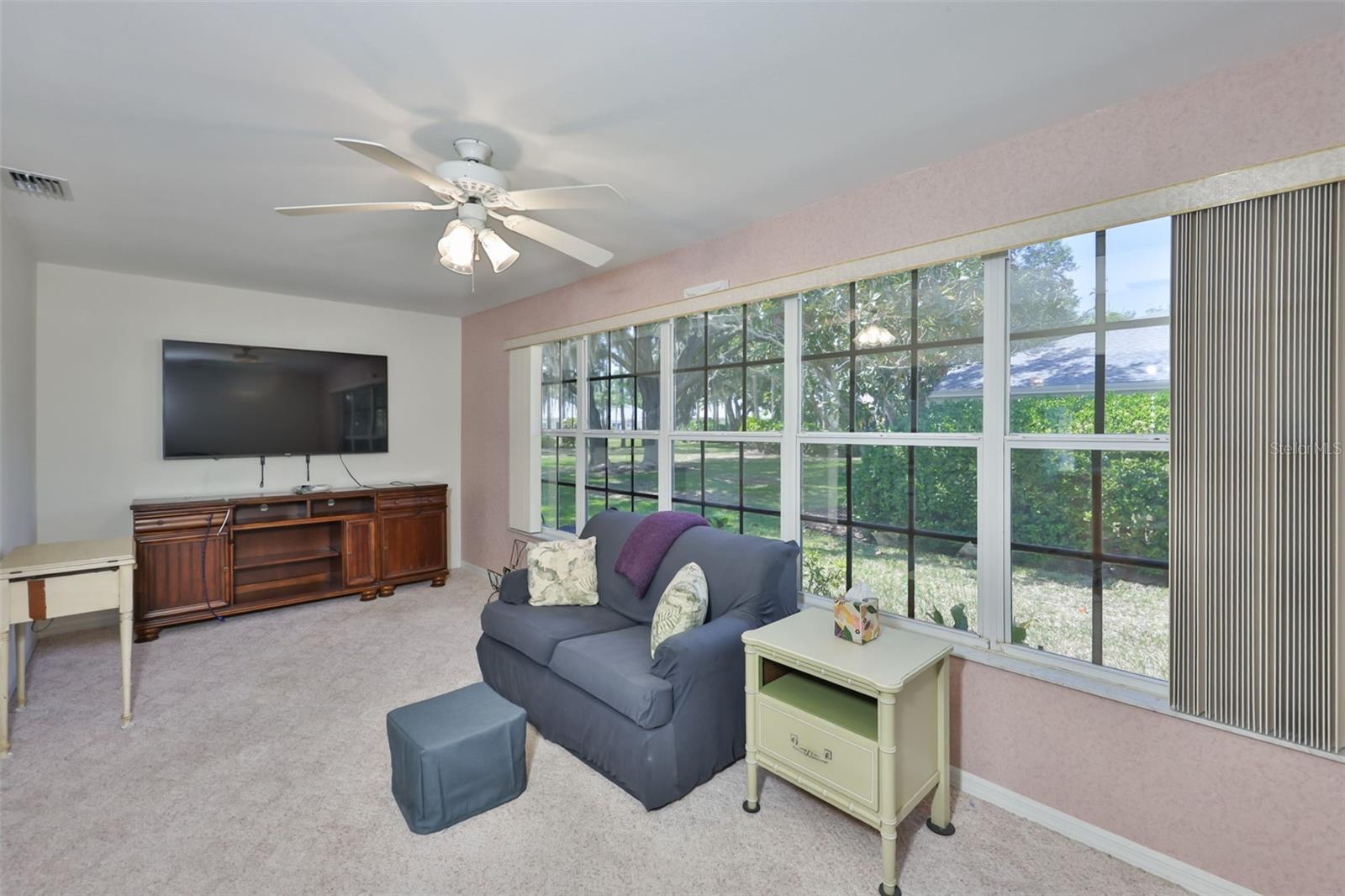 MANCHESTER IV CONDO - Residential