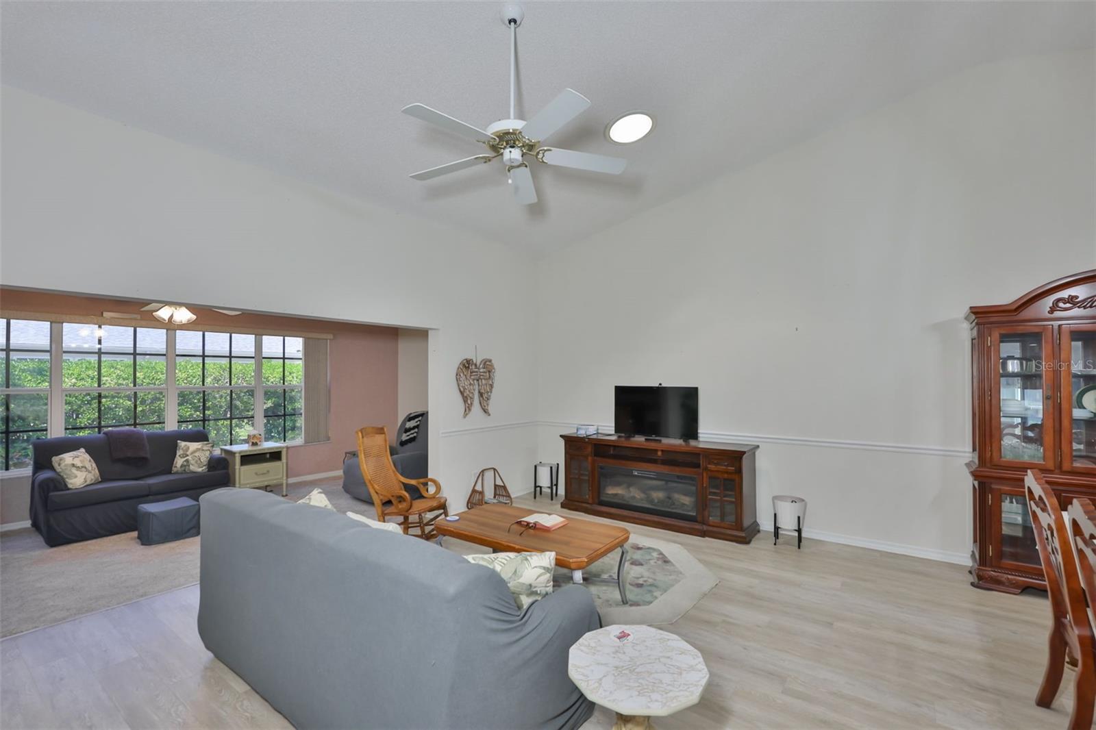 MANCHESTER IV CONDO - Residential