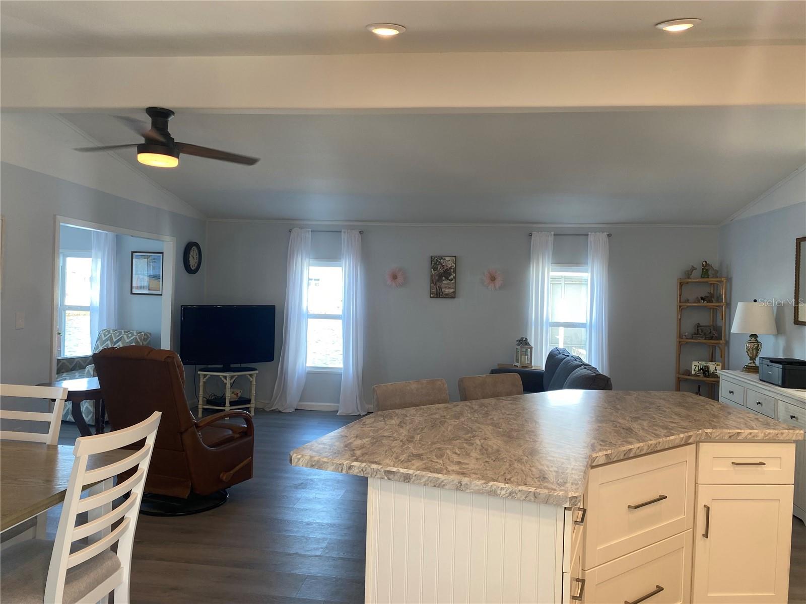 HARBOR COVE - Residential