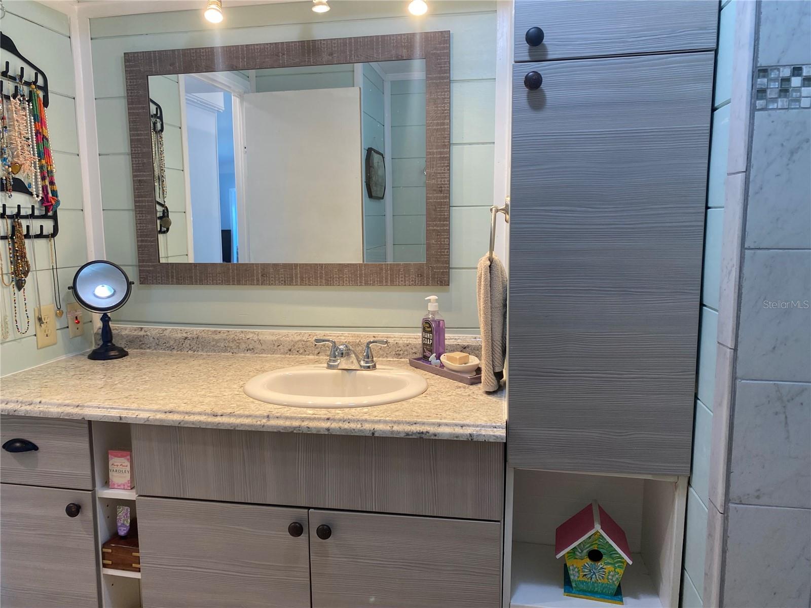 HARBOR COVE - Residential