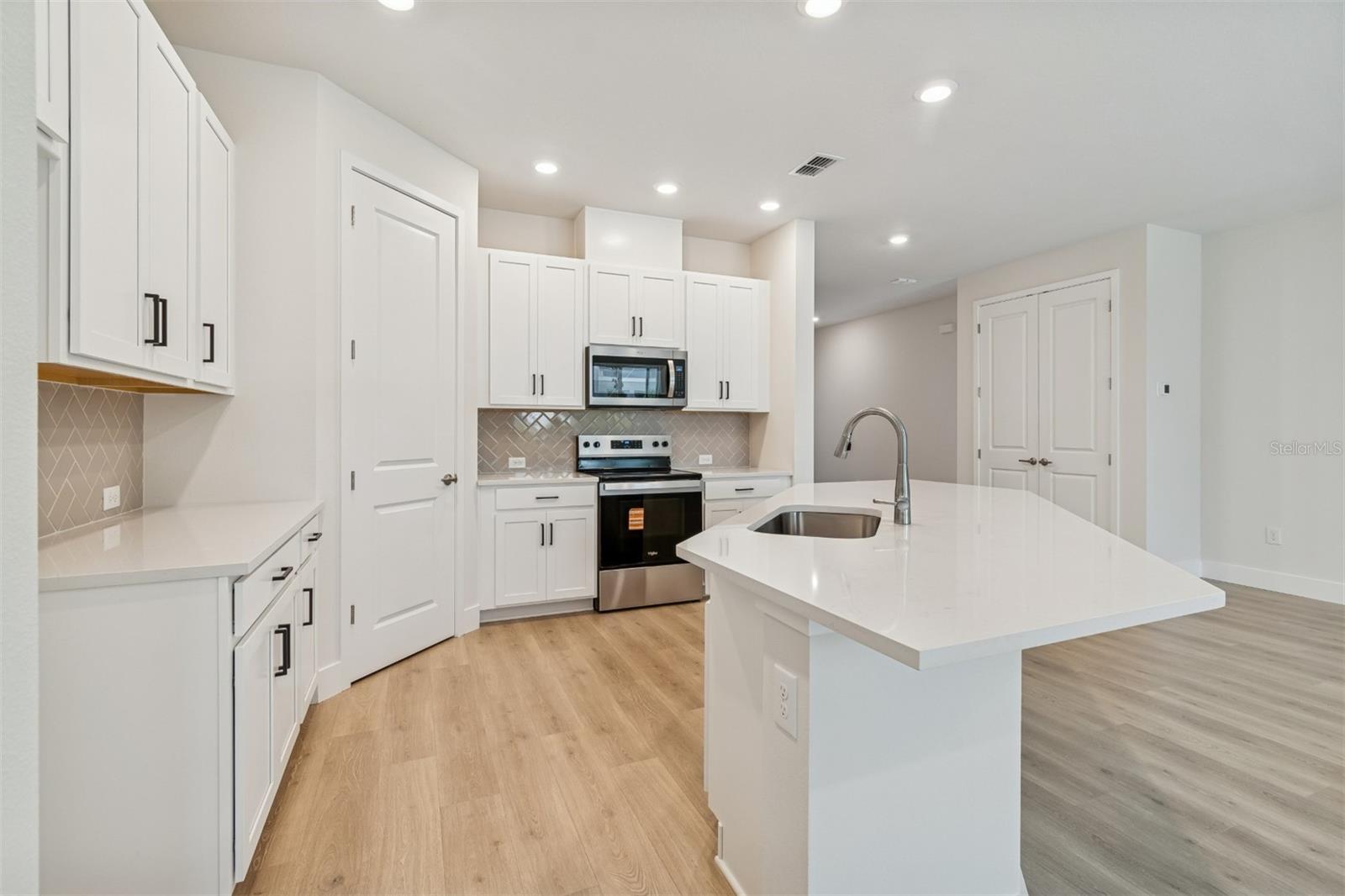 NORTH RIVER RANCH - Residential