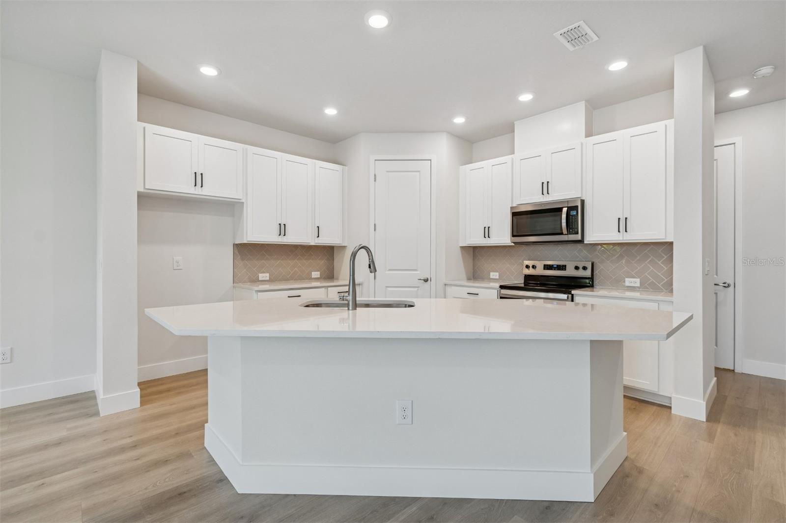 NORTH RIVER RANCH - Residential