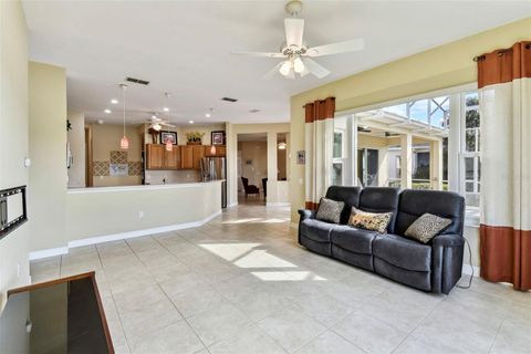 A home in POINCIANA