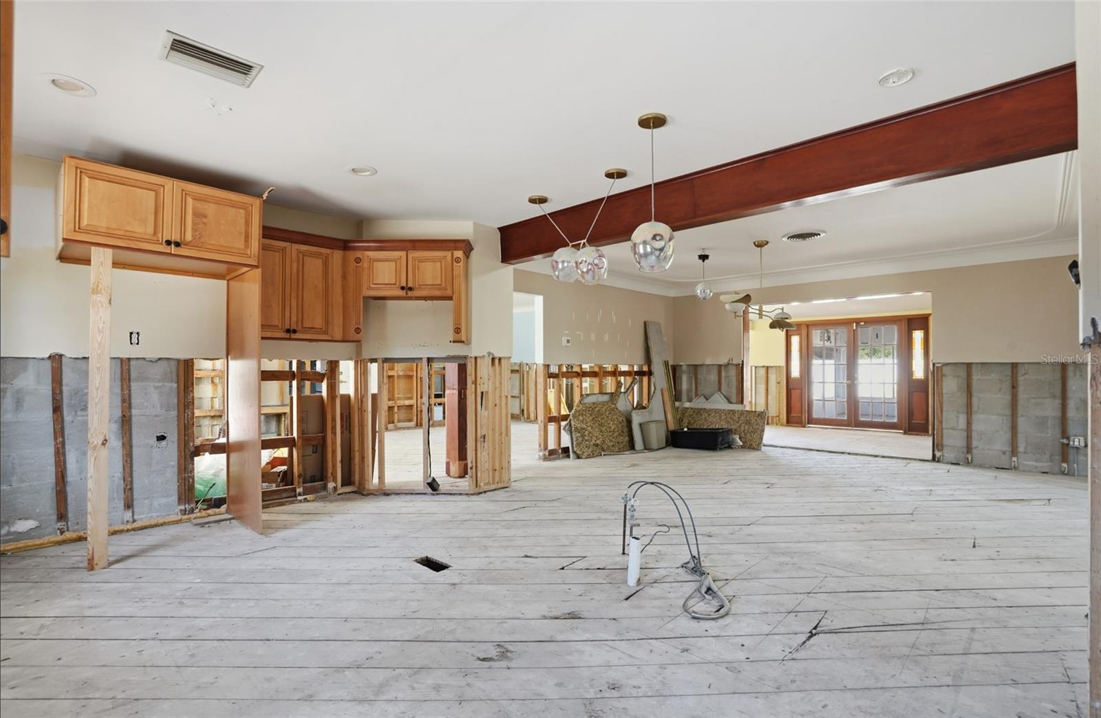 PASADENA GOLF CLUB ESTATES SEC 3 - Residential