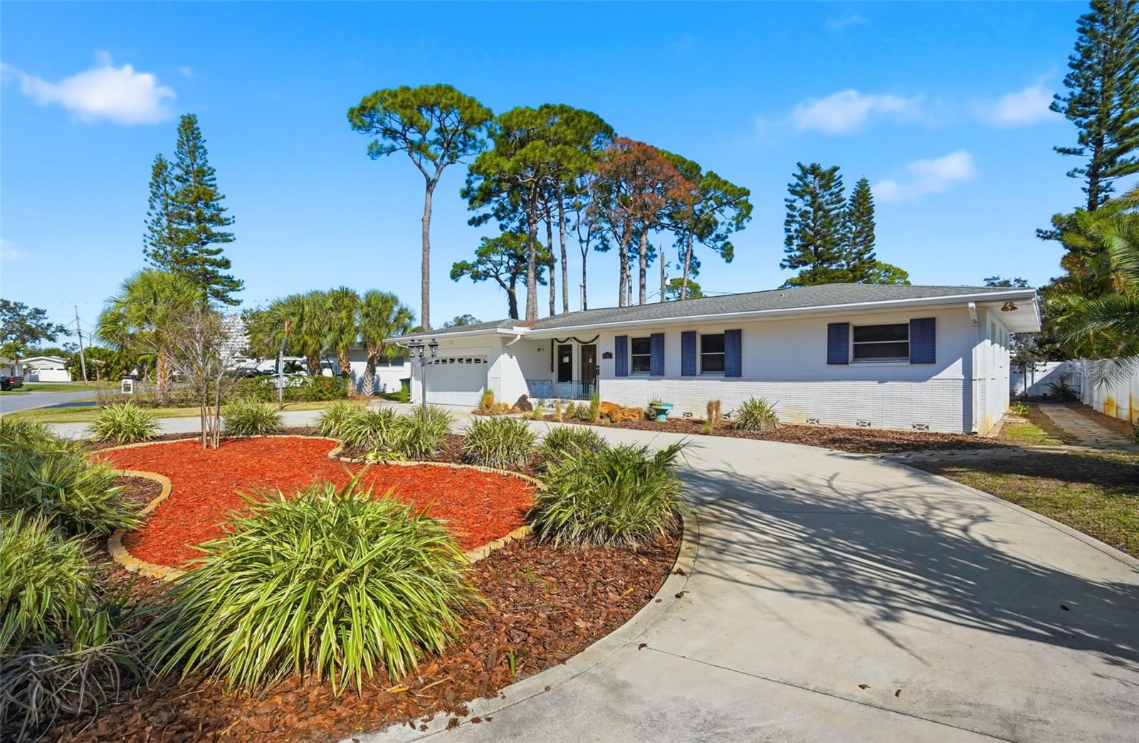 PASADENA GOLF CLUB ESTATES SEC 3 - Residential