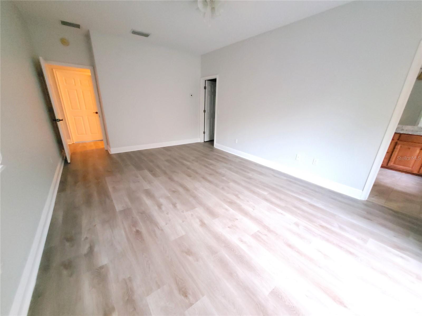 LAKE DAVIS HEIGHTS - Residential