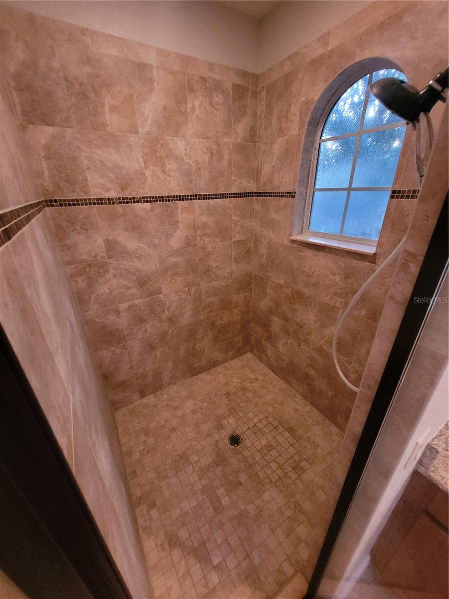 LAKE DAVIS HEIGHTS - Residential