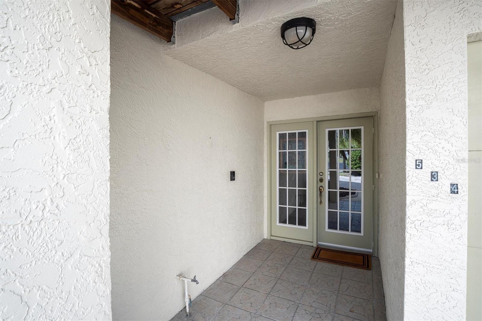534 WALDEN COURT
