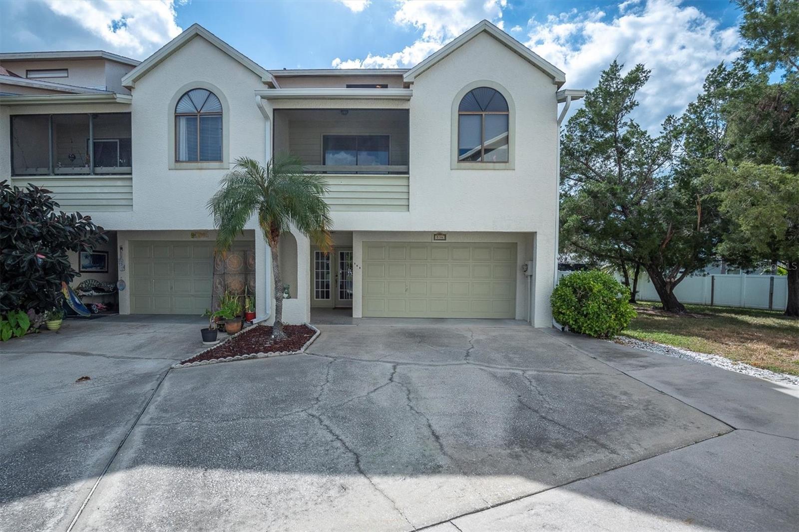 534 WALDEN COURT