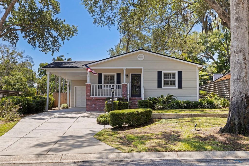 Photo of 1010 43rd Avenue N, St Petersburg, FL 33703 (MLS # TB8503712)