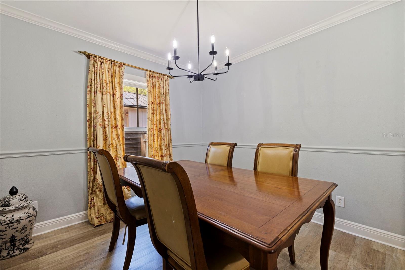 MONTICELLO PARK - Residential