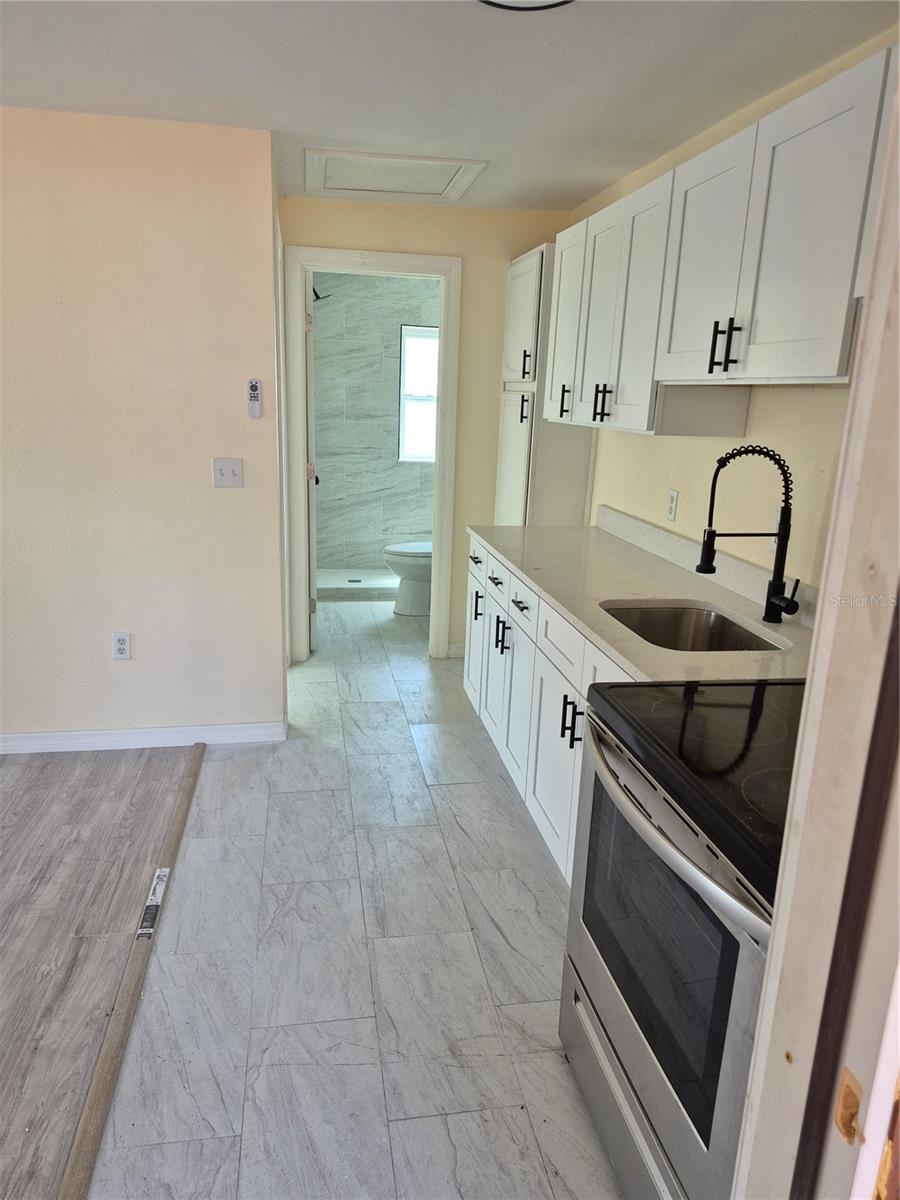 ROMEO HEIGHTS - Residential Lease