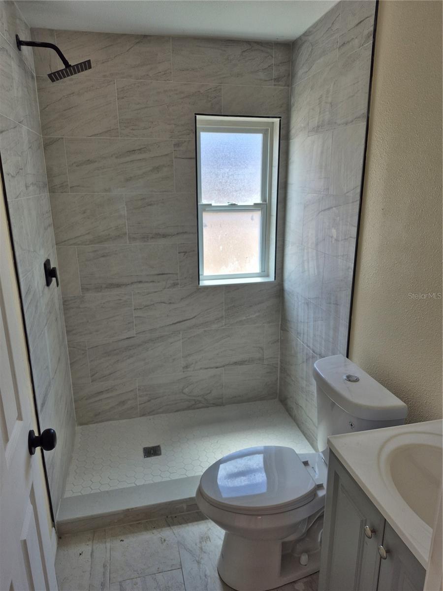 ROMEO HEIGHTS - Residential Lease