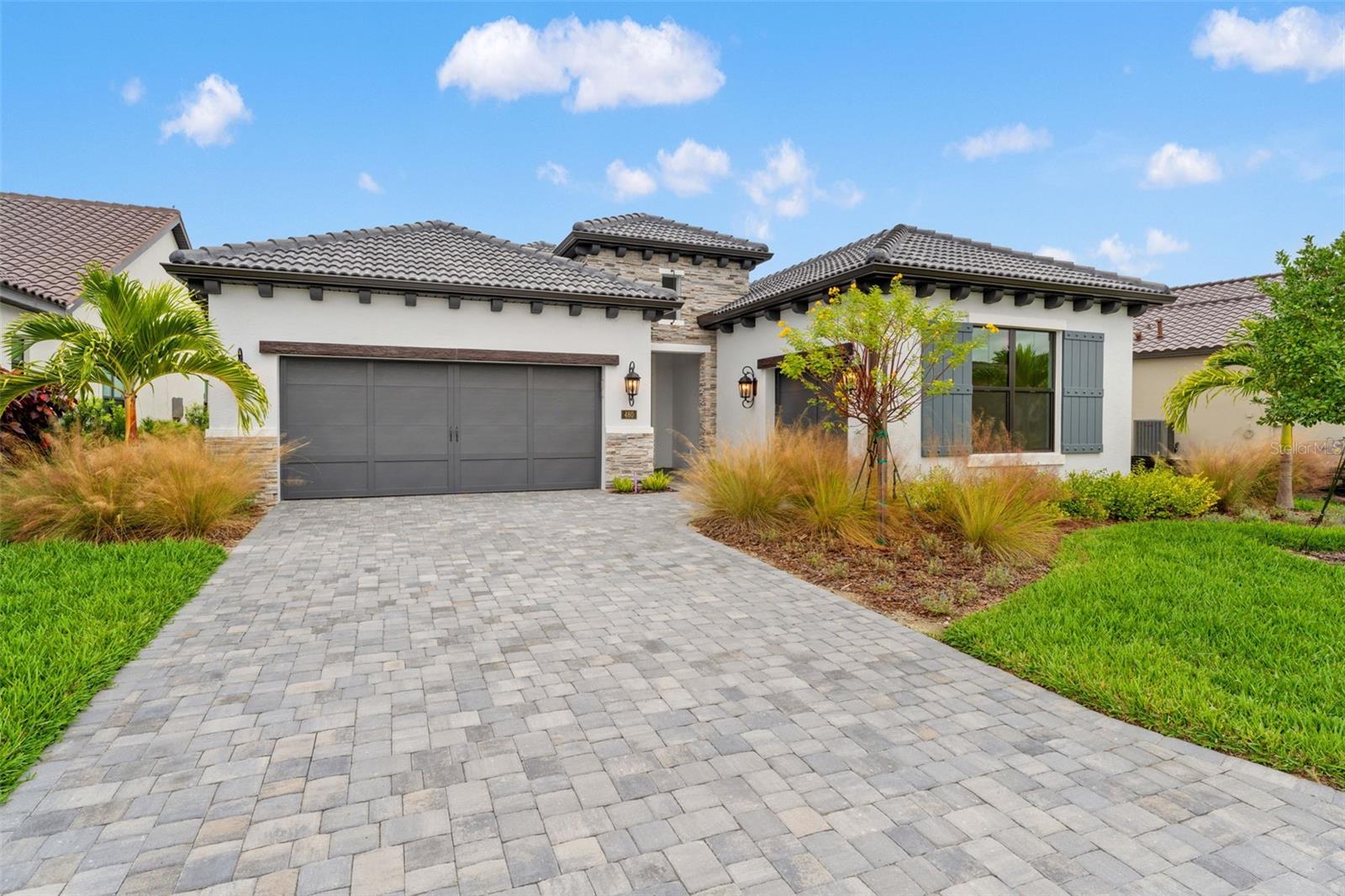 ARIA PHASE III - Residential