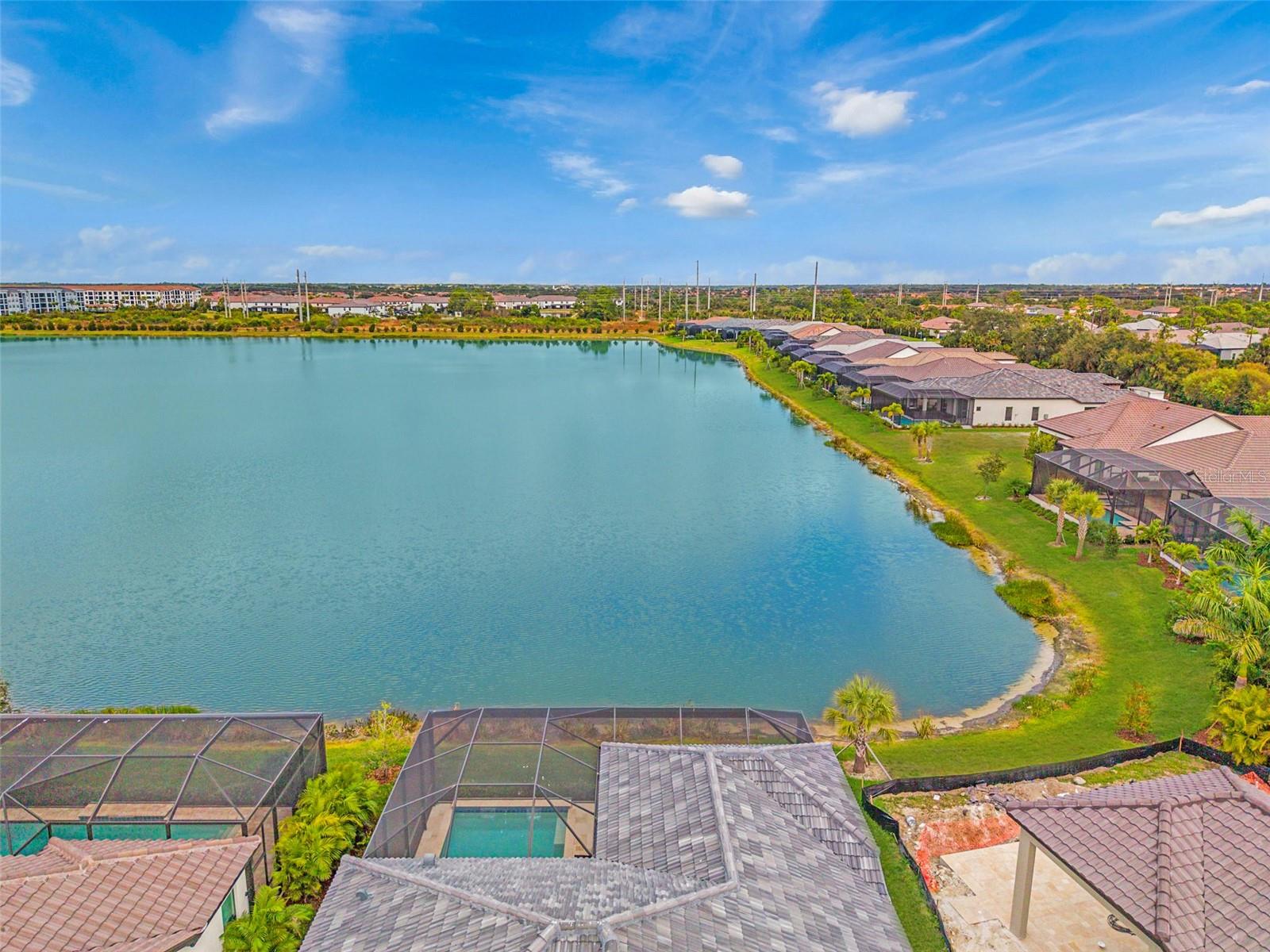 ARIA PHASE III - Residential