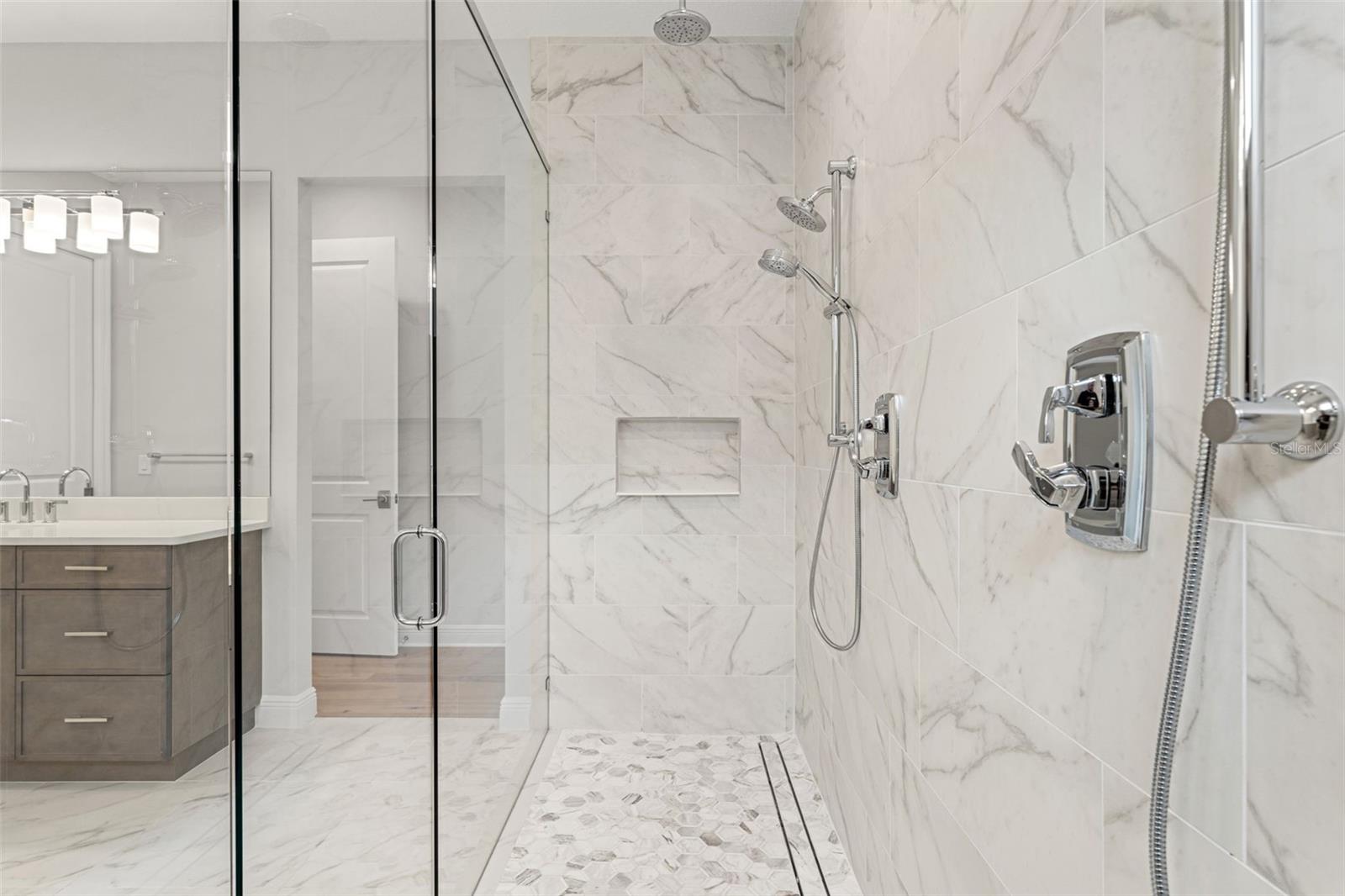 ARIA PHASE III - Residential