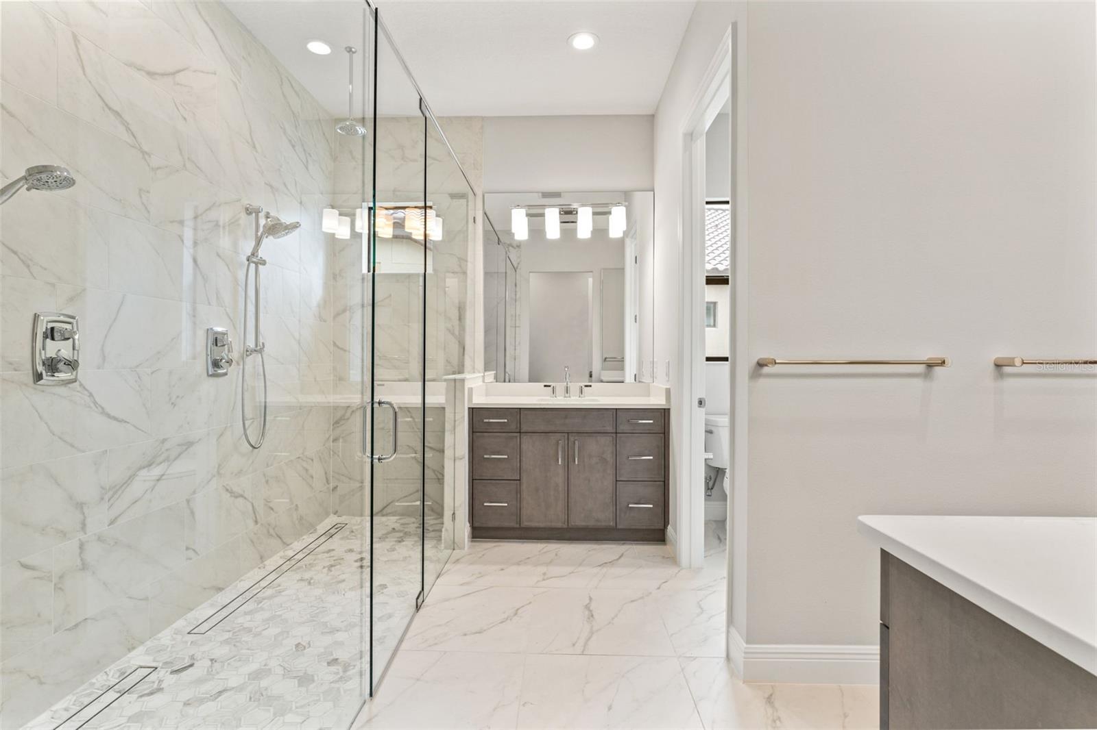 ARIA PHASE III - Residential