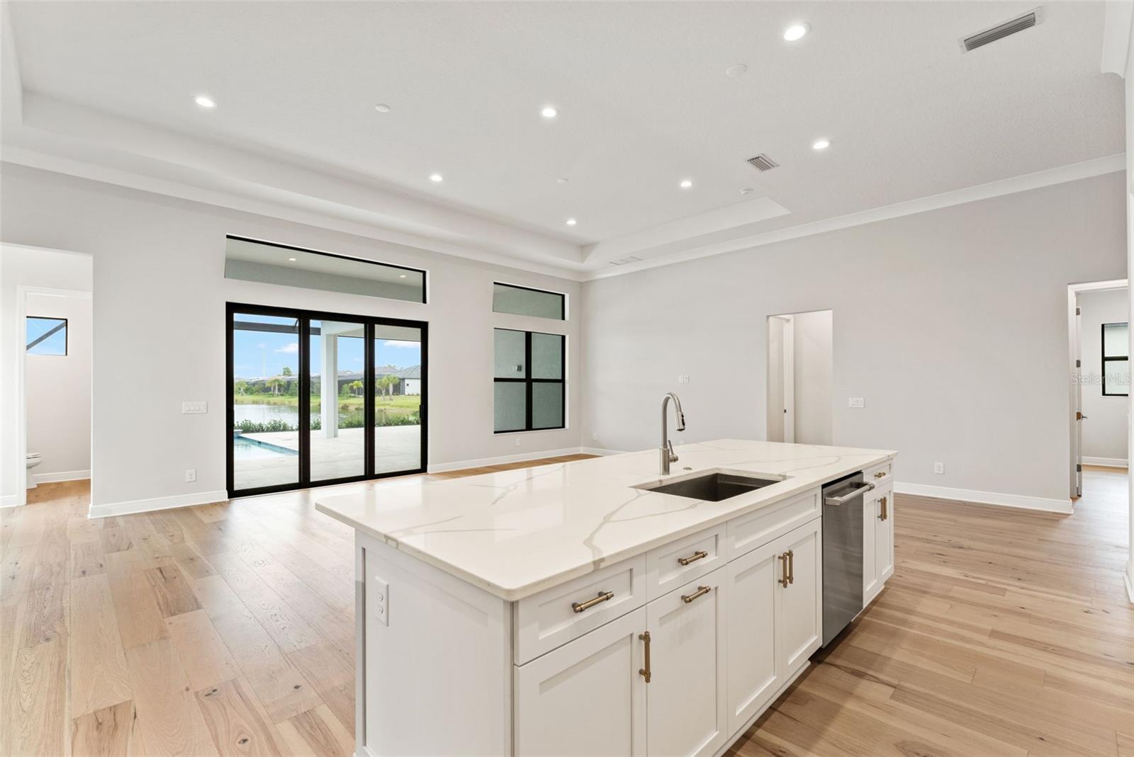 ARIA PHASE III - Residential