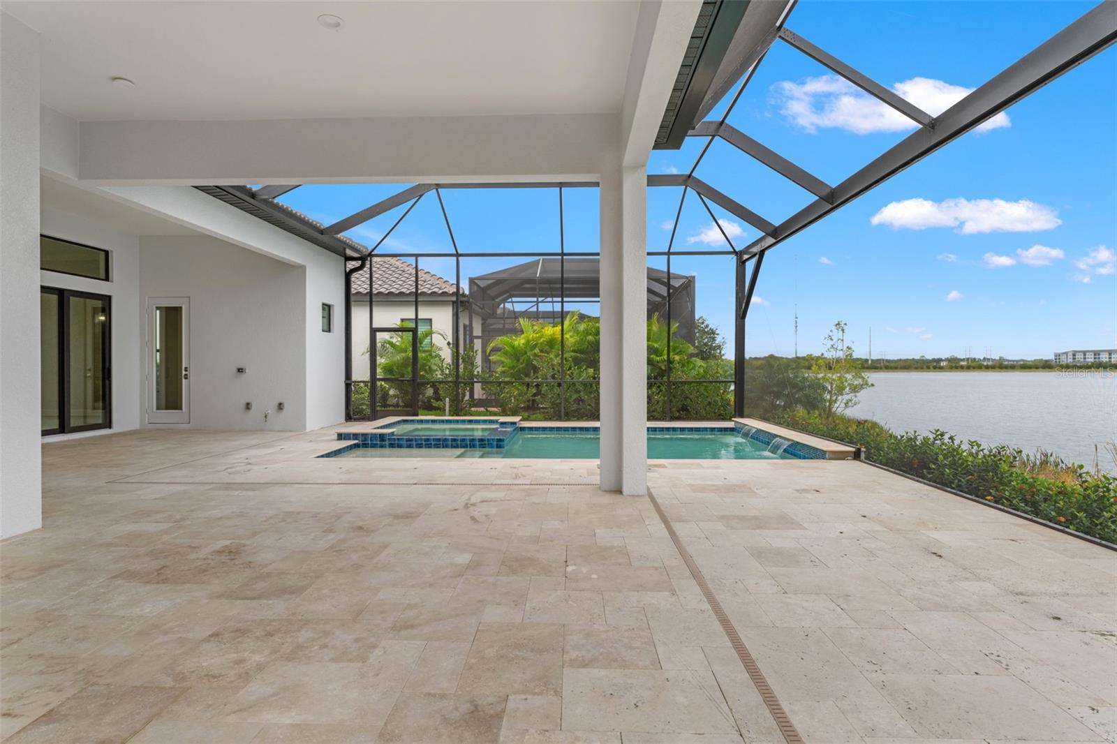 ARIA PHASE III - Residential