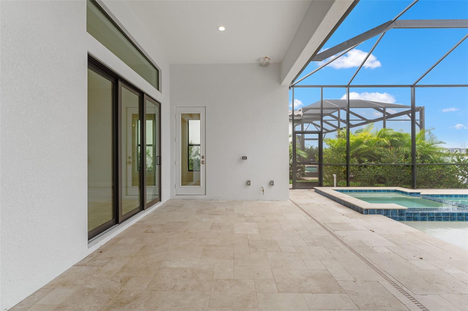 ARIA PHASE III - Residential