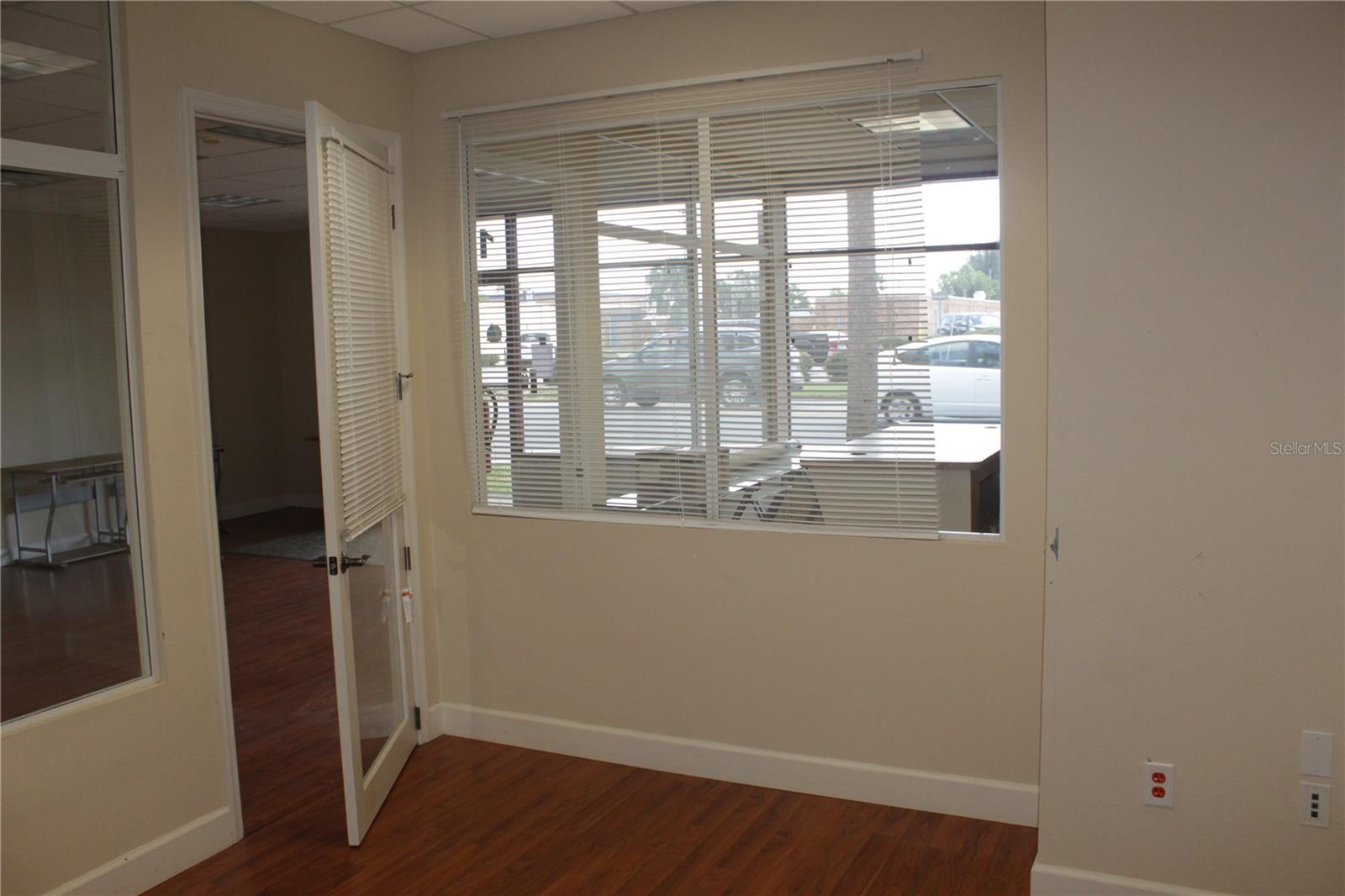 LAKE WALES - Commercial Sale