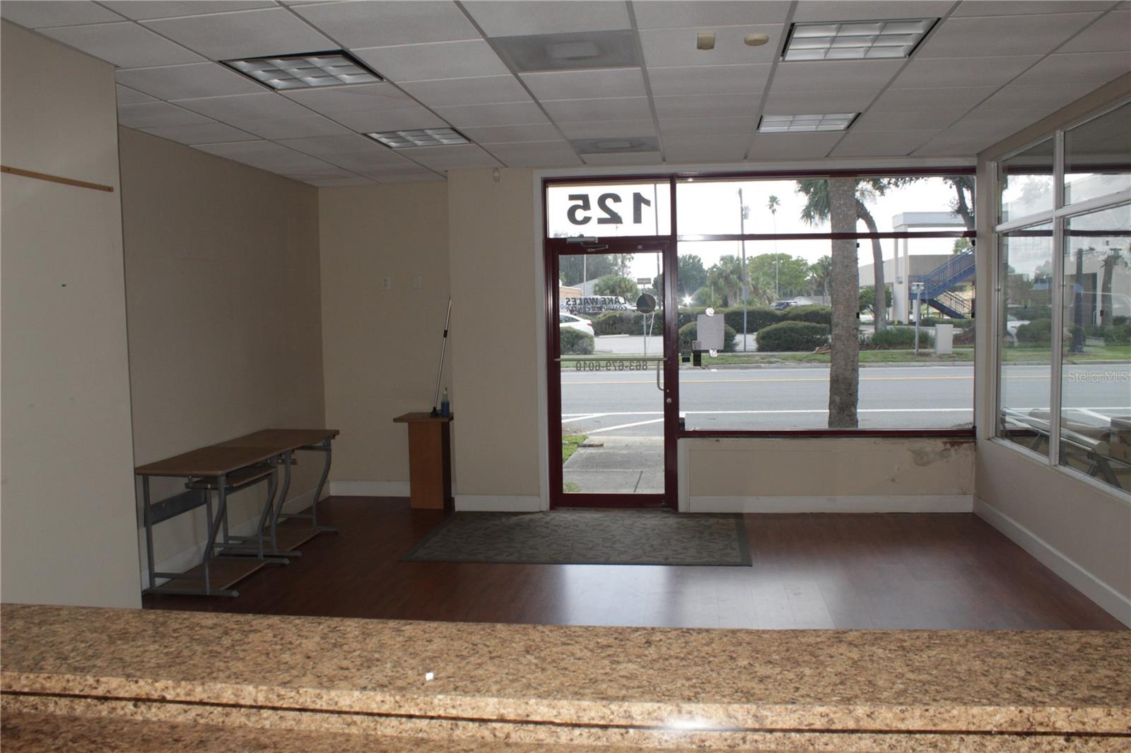 LAKE WALES - Commercial Sale