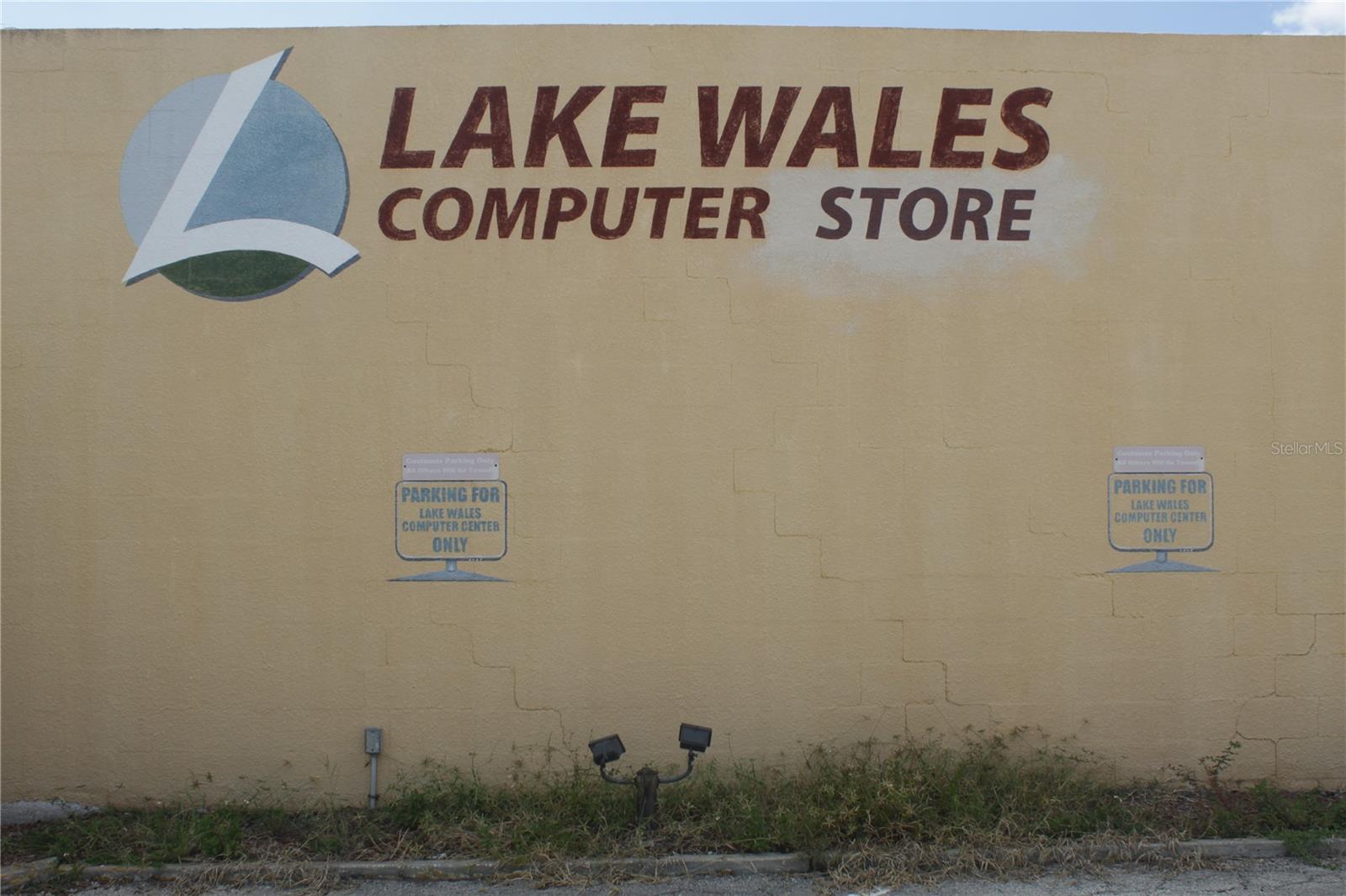 LAKE WALES - Commercial Sale