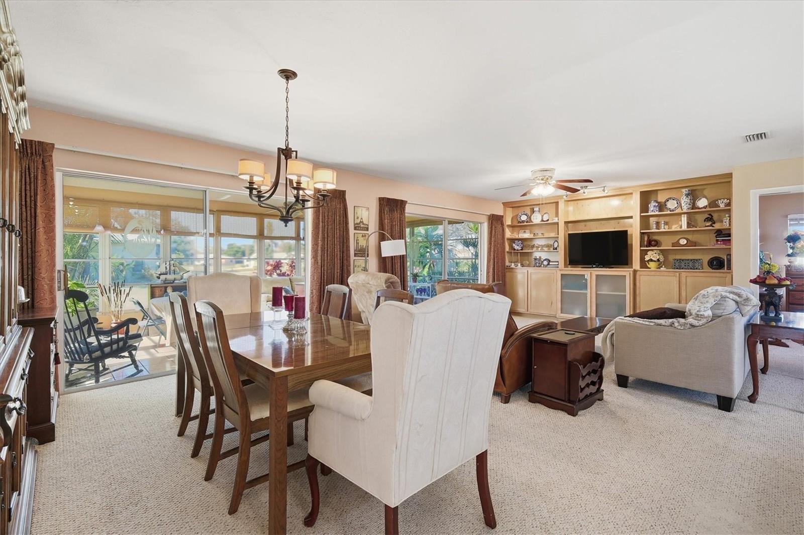 VILLAGE GREEN OF BRADENTON - Residential