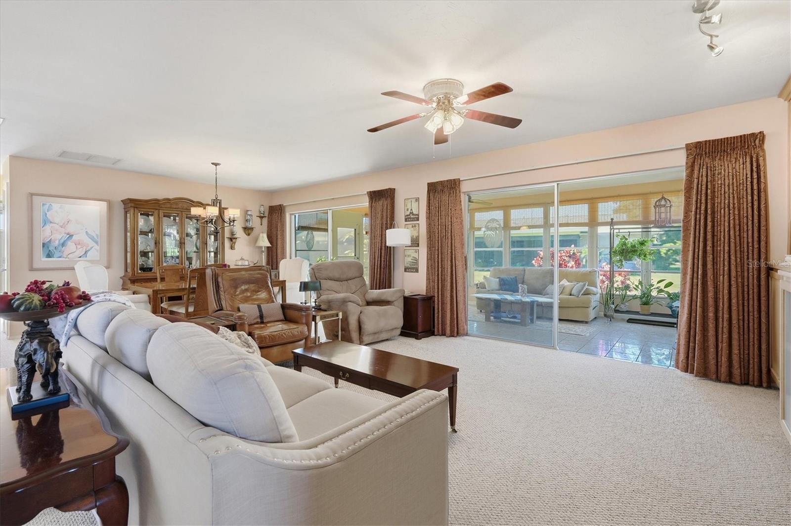 VILLAGE GREEN OF BRADENTON - Residential