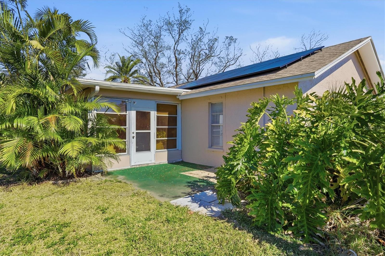 VILLAGE GREEN OF BRADENTON - Residential