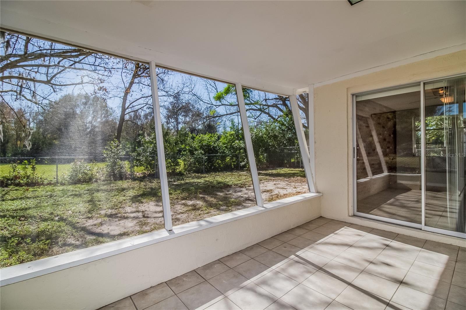 BEACON SQUARE UNIT 11-C PB 9 - Residential Lease