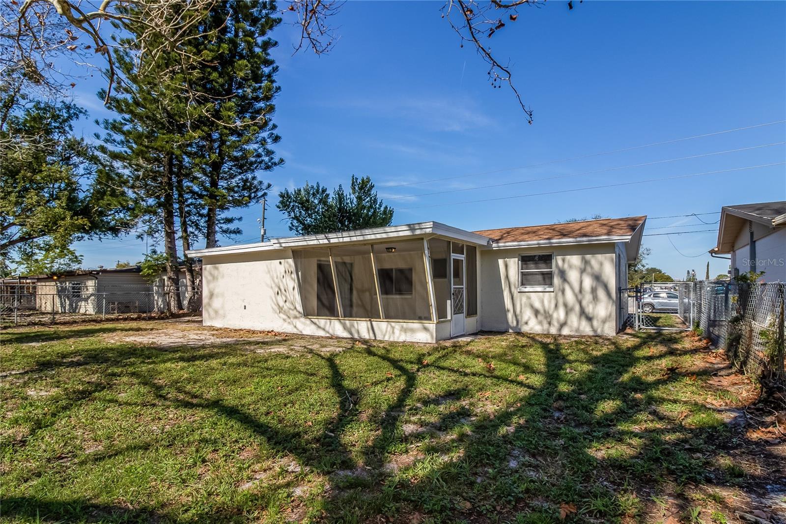 BEACON SQUARE UNIT 11-C PB 9 - Residential Lease