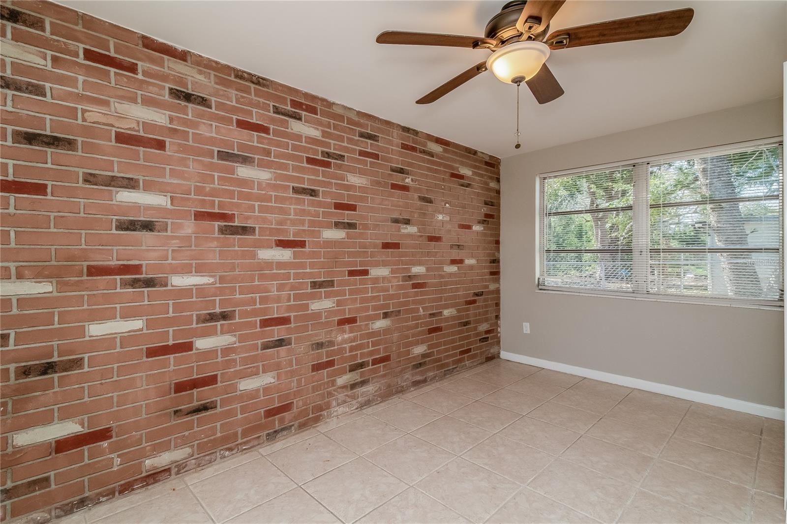 BEACON SQUARE UNIT 11-C PB 9 - Residential Lease