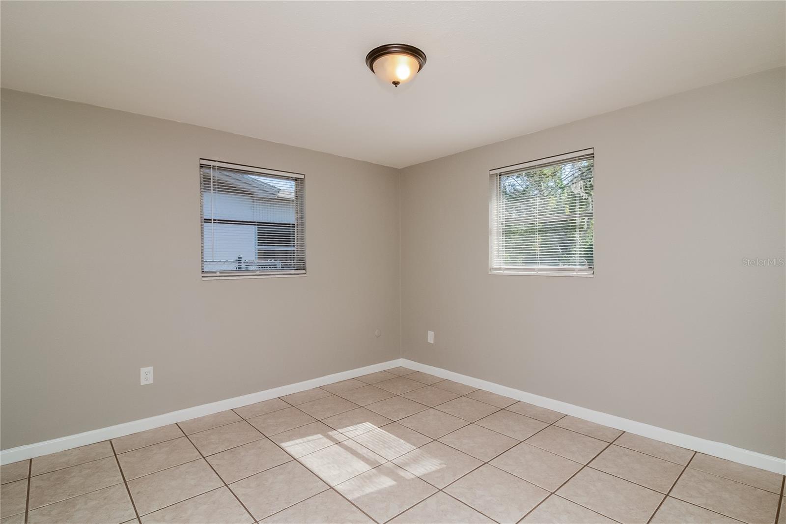 BEACON SQUARE UNIT 11-C PB 9 - Residential Lease