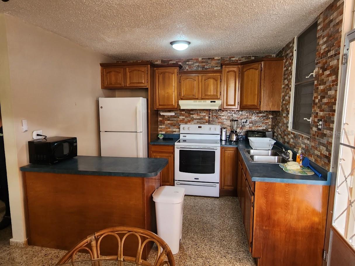 4-14 bloque 4k-10 ALTURAS DE MONTE BRISAS