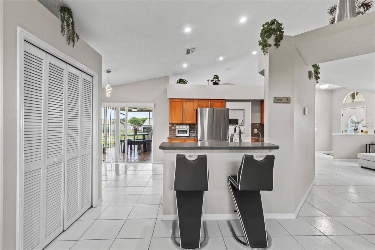 EAST LAKE ADD - Residential Lease