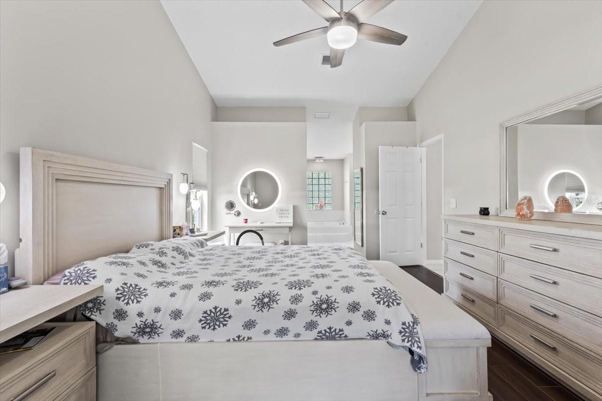 EAST LAKE ADD - Residential Lease