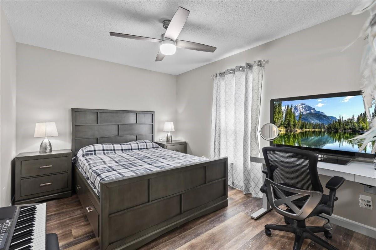 EAST LAKE ADD - Residential Lease