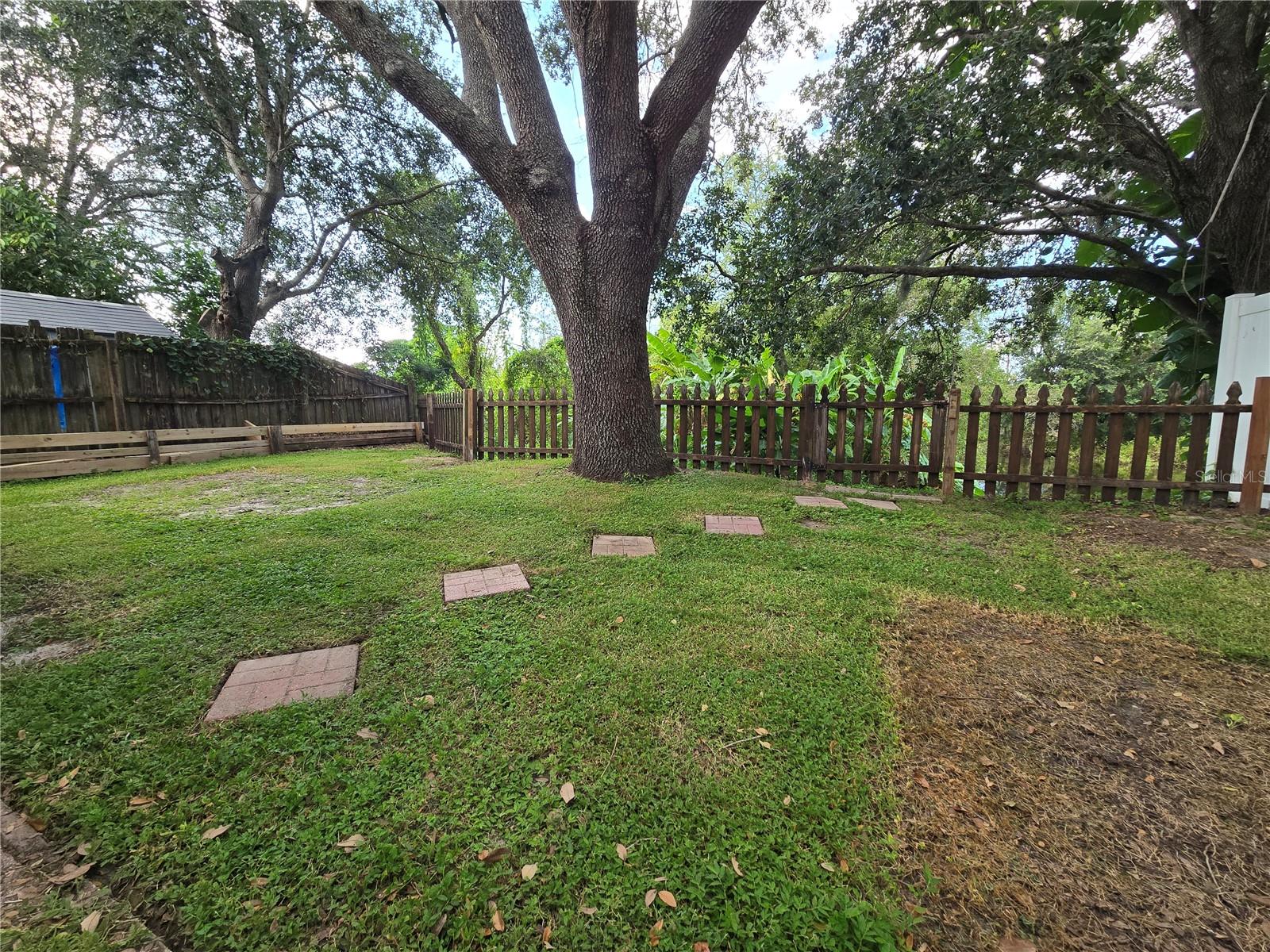 LAKE SHORE RANCH PH II A - Residential Lease