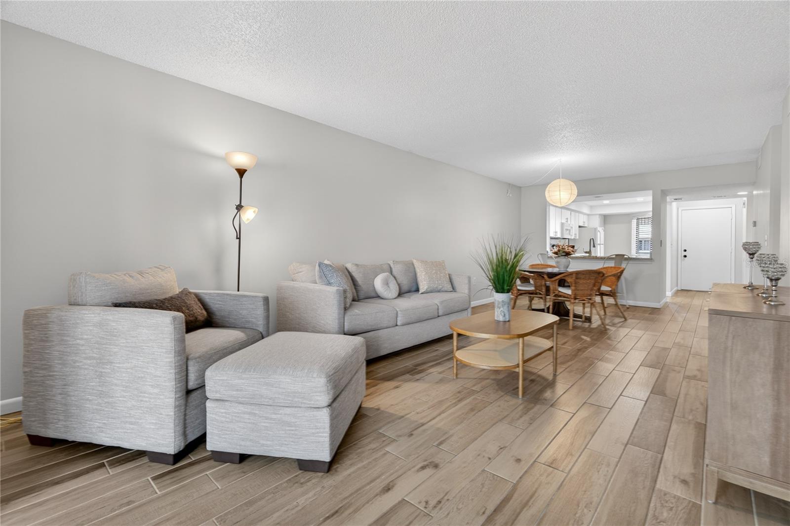 FAIRVIEW VISTA CONDO PH 03 - Residential