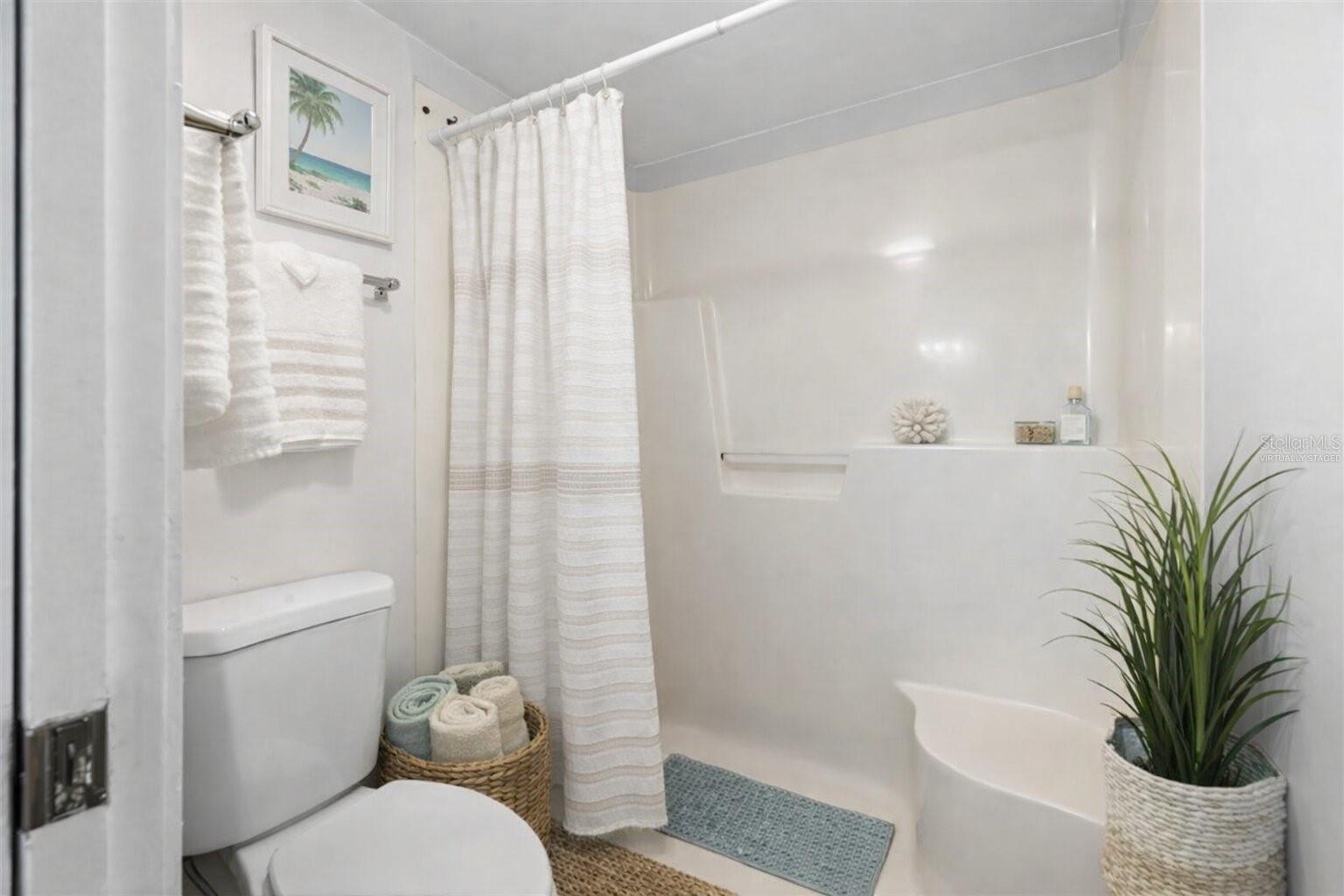 FAIRVIEW VISTA CONDO PH 03 - Residential