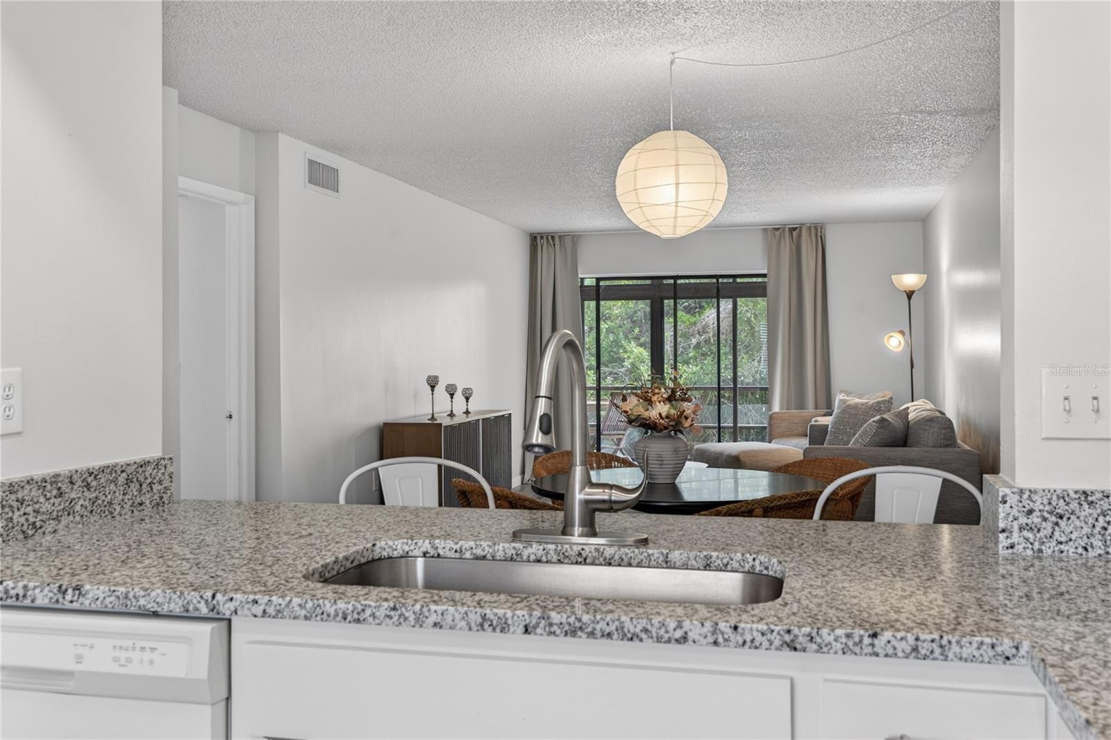 FAIRVIEW VISTA CONDO PH 03 - Residential